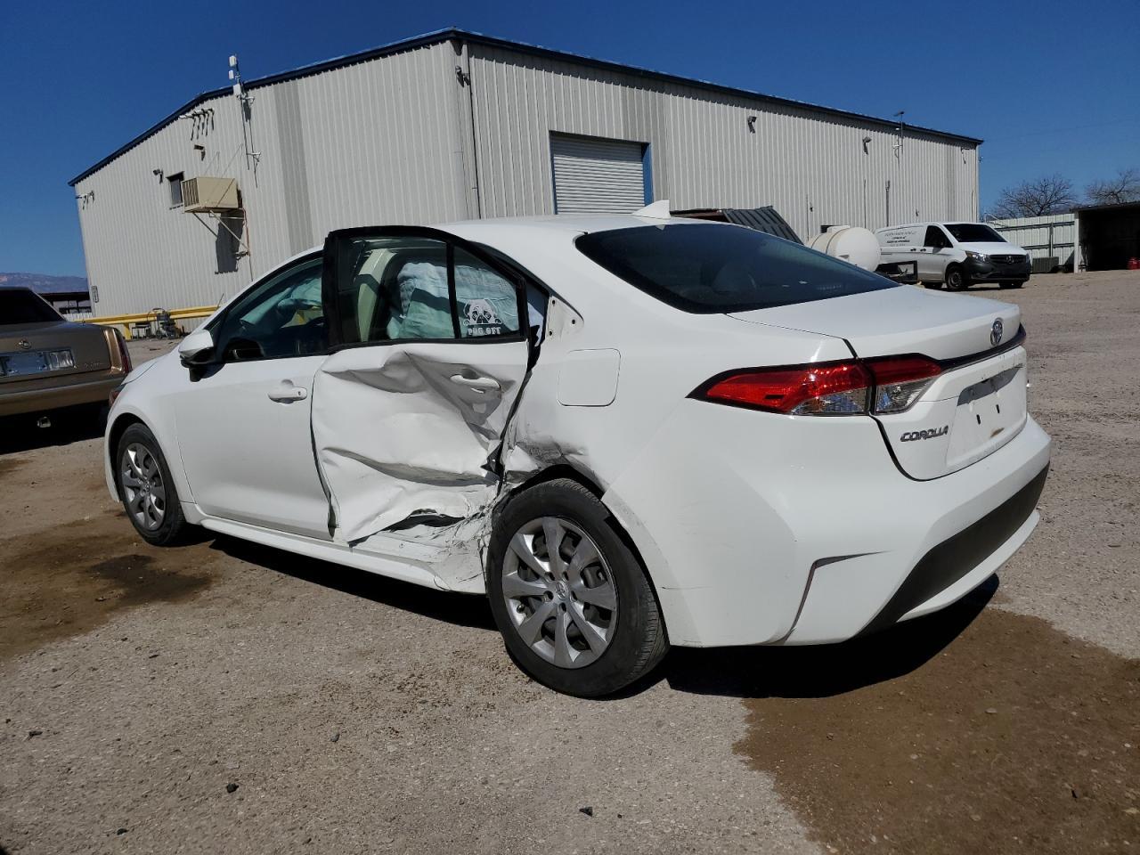 2020 TOYOTA COROLLA LE - Фото 2