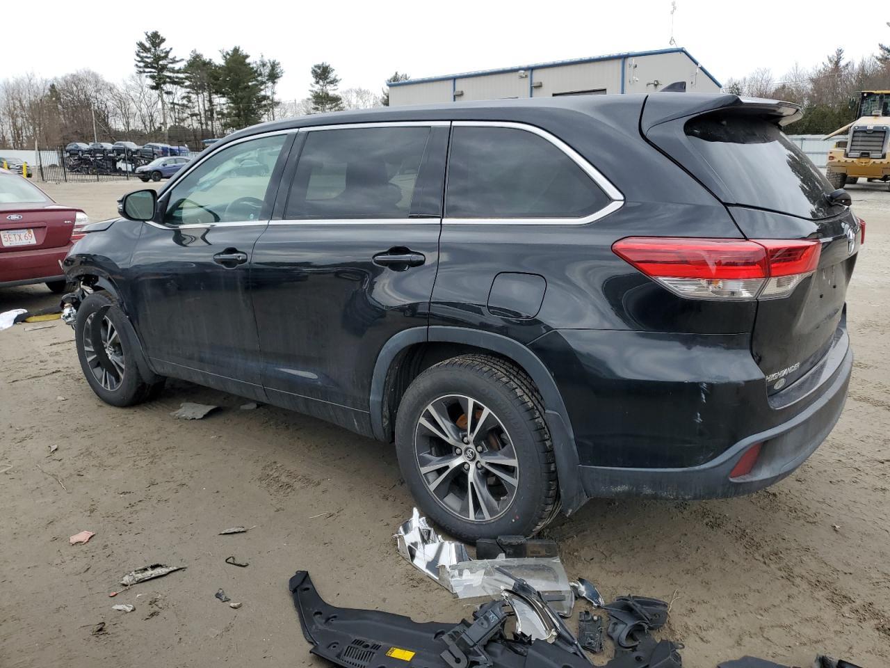 2018 TOYOTA HIGHLANDER - Image 2