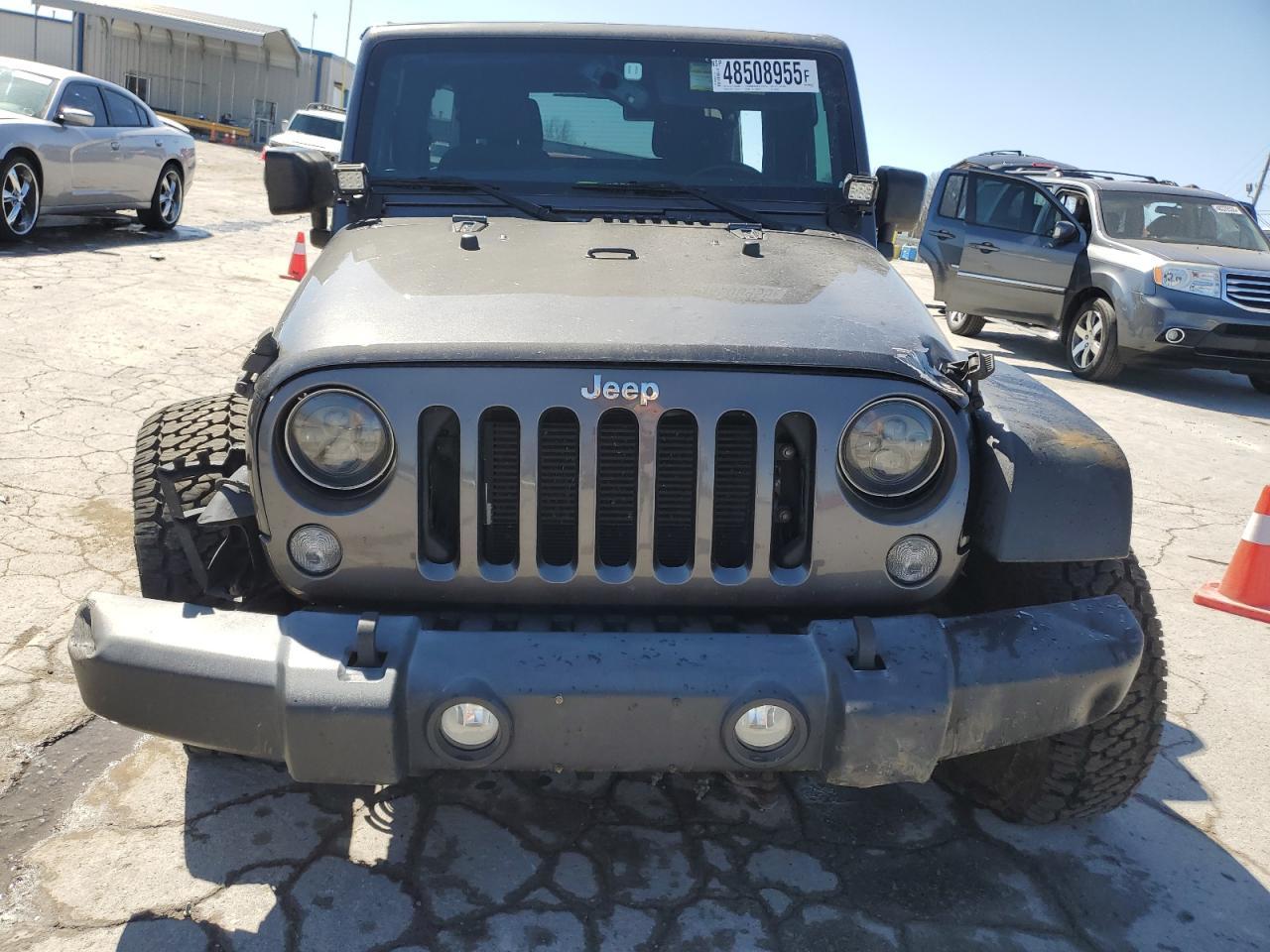 2017 JEEP WRANGLER U - Image 5