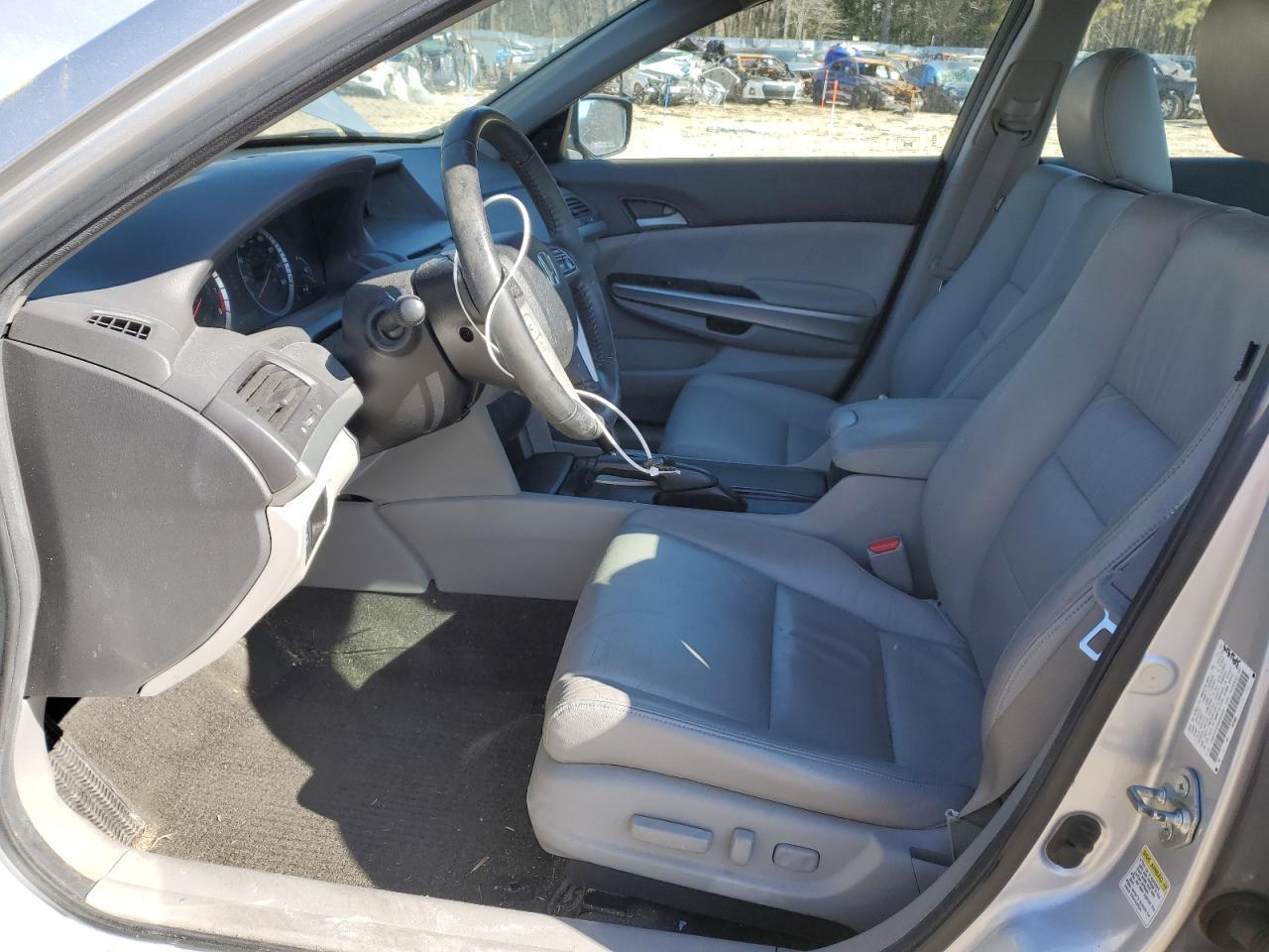 2010 HONDA ACCORD EXL - Image 7