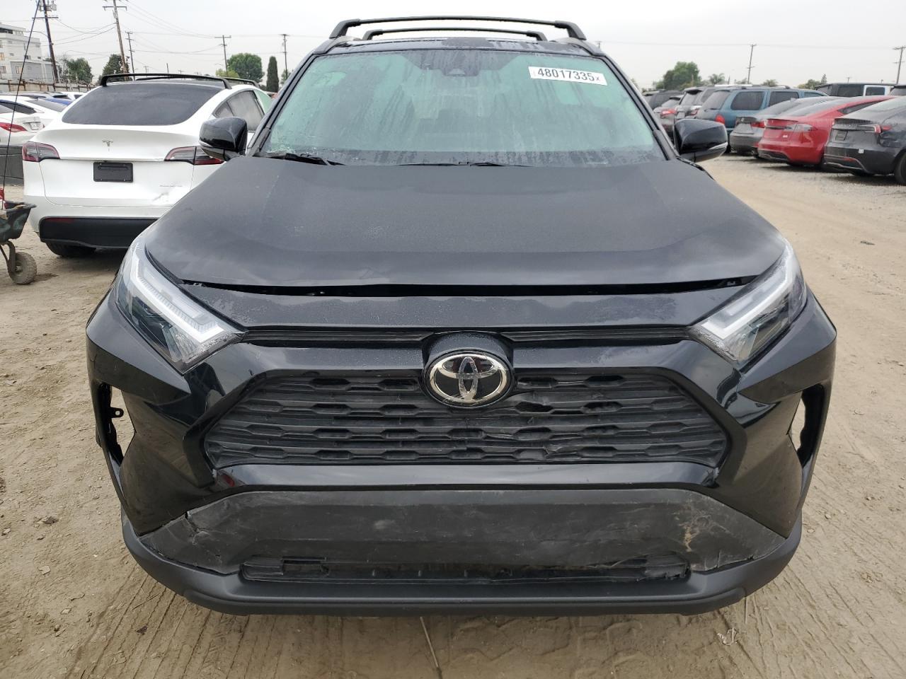 2022 TOYOTA RAV4 XLE P - Image 5
