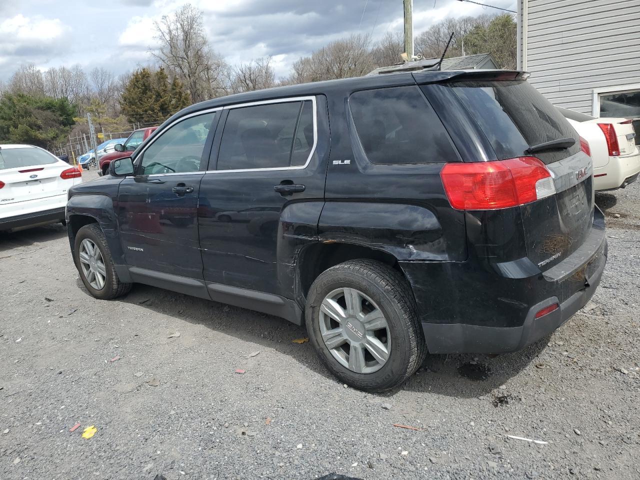 2014 GMC TERRAIN SL - Image 2