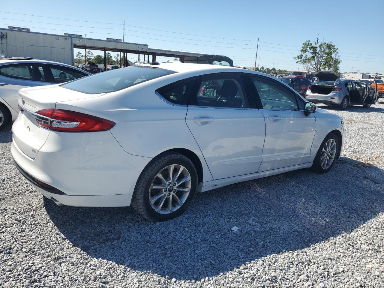 2017 FORD FUSION SE - Фото 3