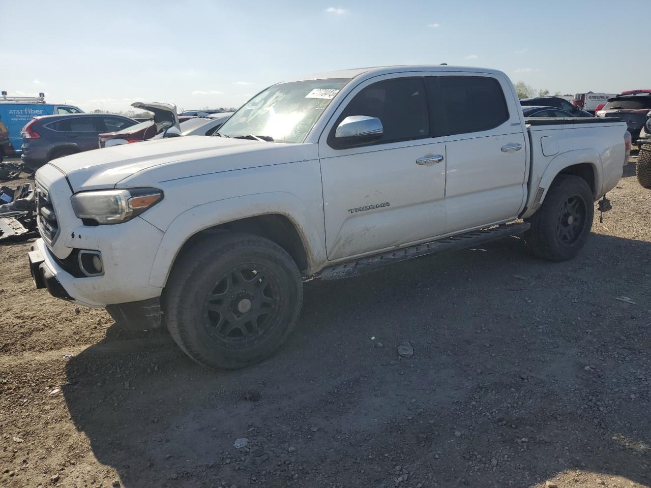 2017 TOYOTA TACOMA DOU