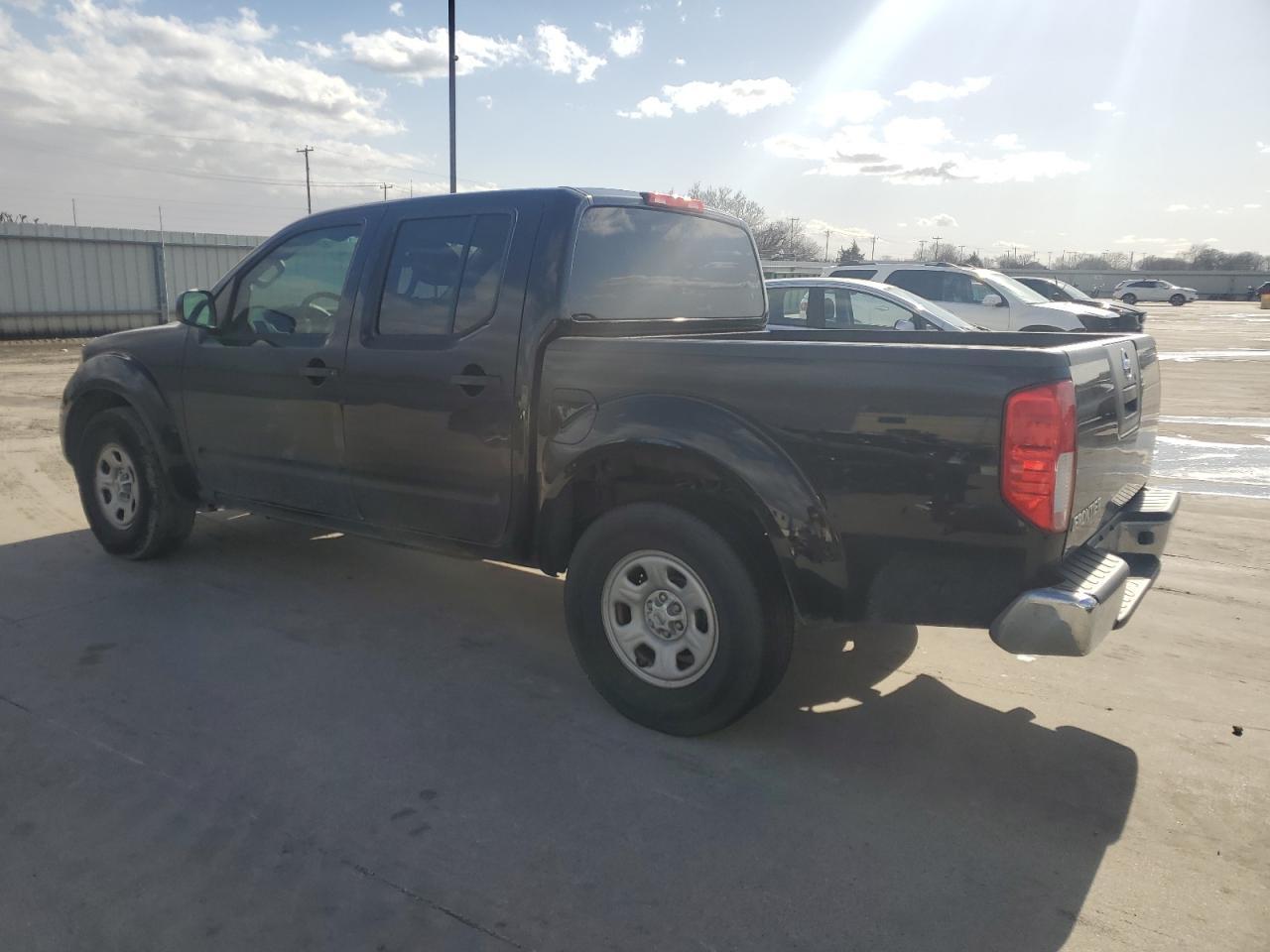2012 NISSAN FRONTIER S - Фото 2