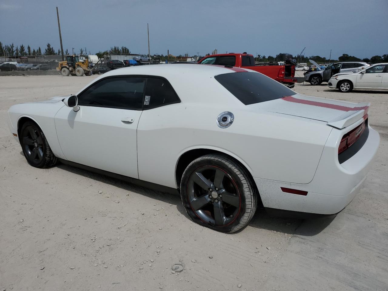 2013 DODGE CHALLENGER - Image 2