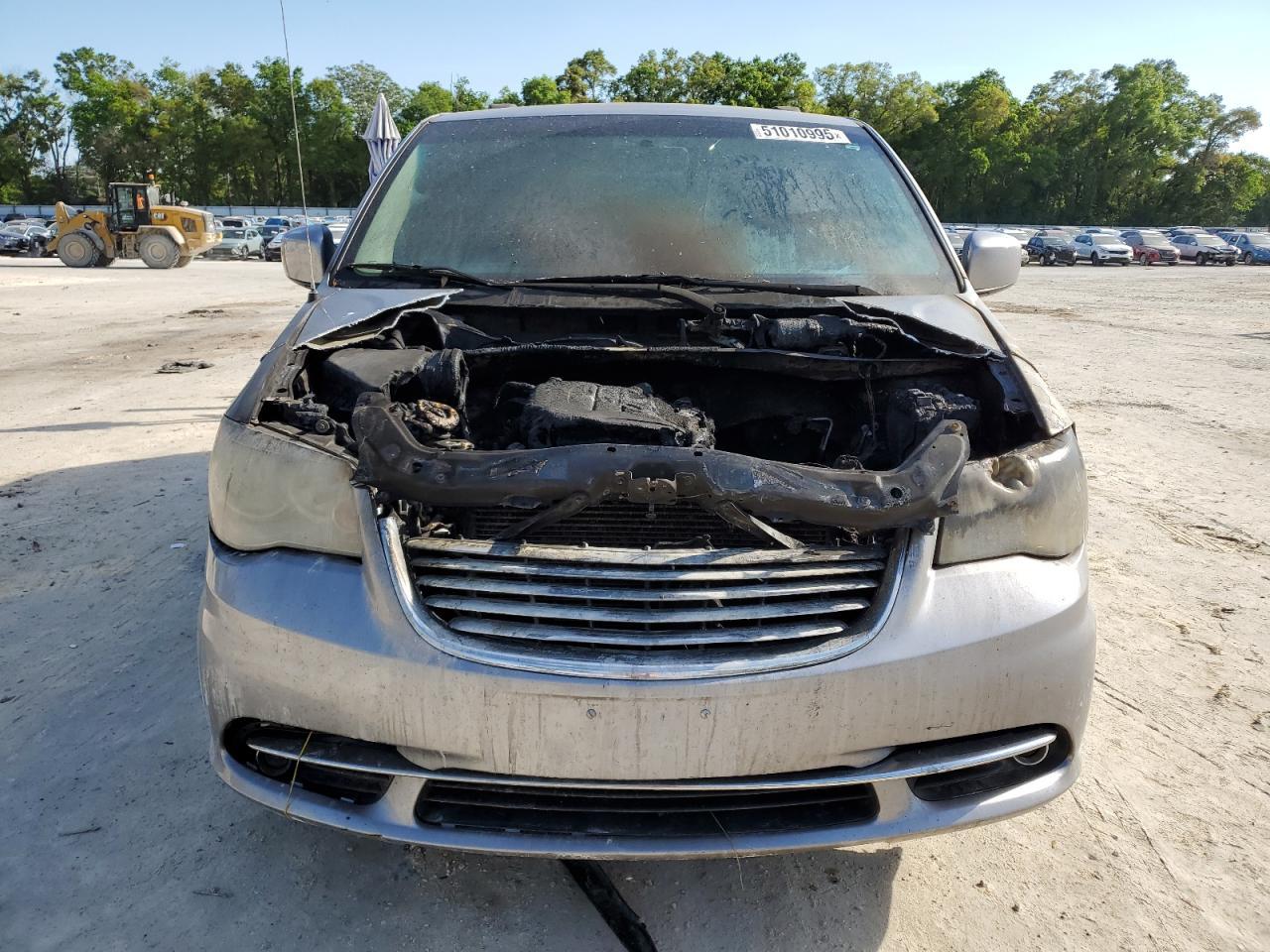 2014 CHRYSLER TOWN & COU - Фото 5