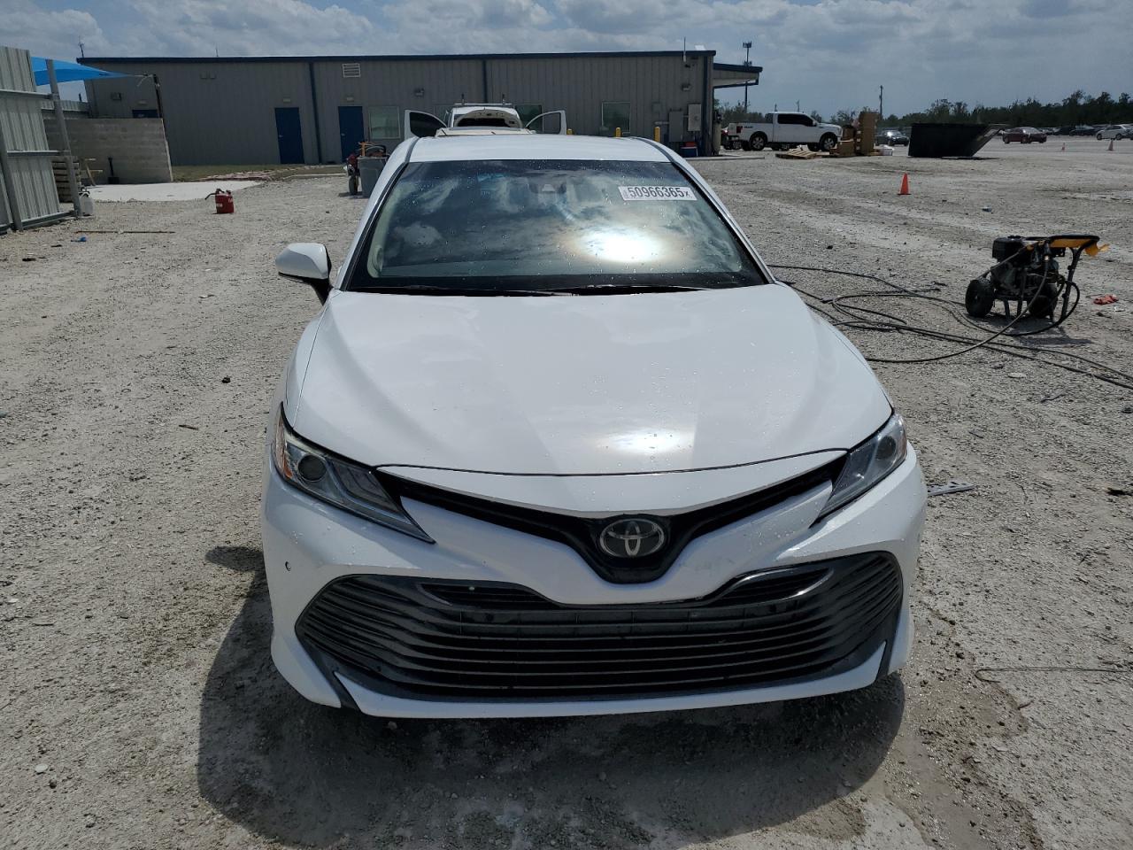 2018 TOYOTA CAMRY L - Фото 5