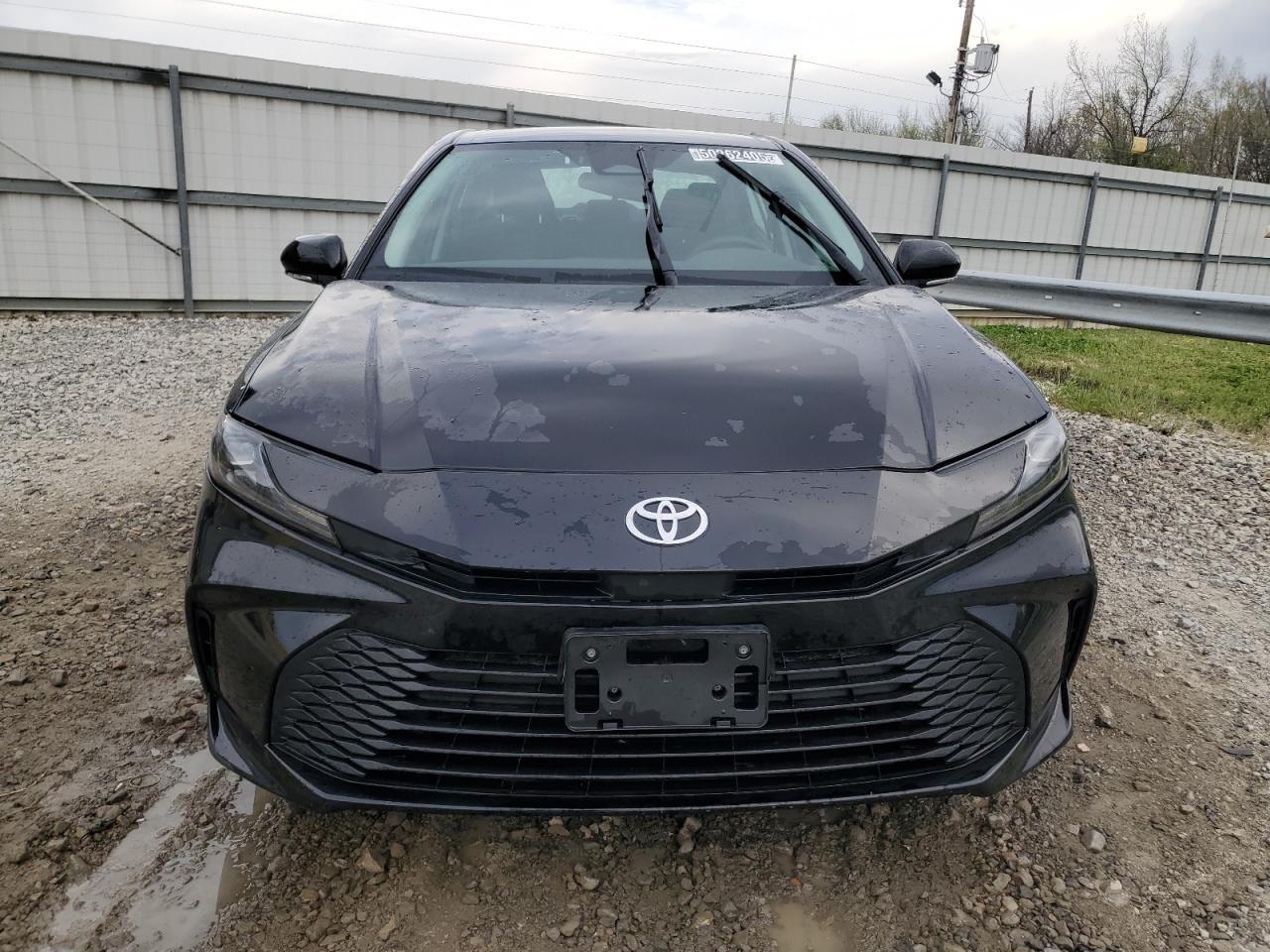 2025 TOYOTA CAMRY XSE - Image 5
