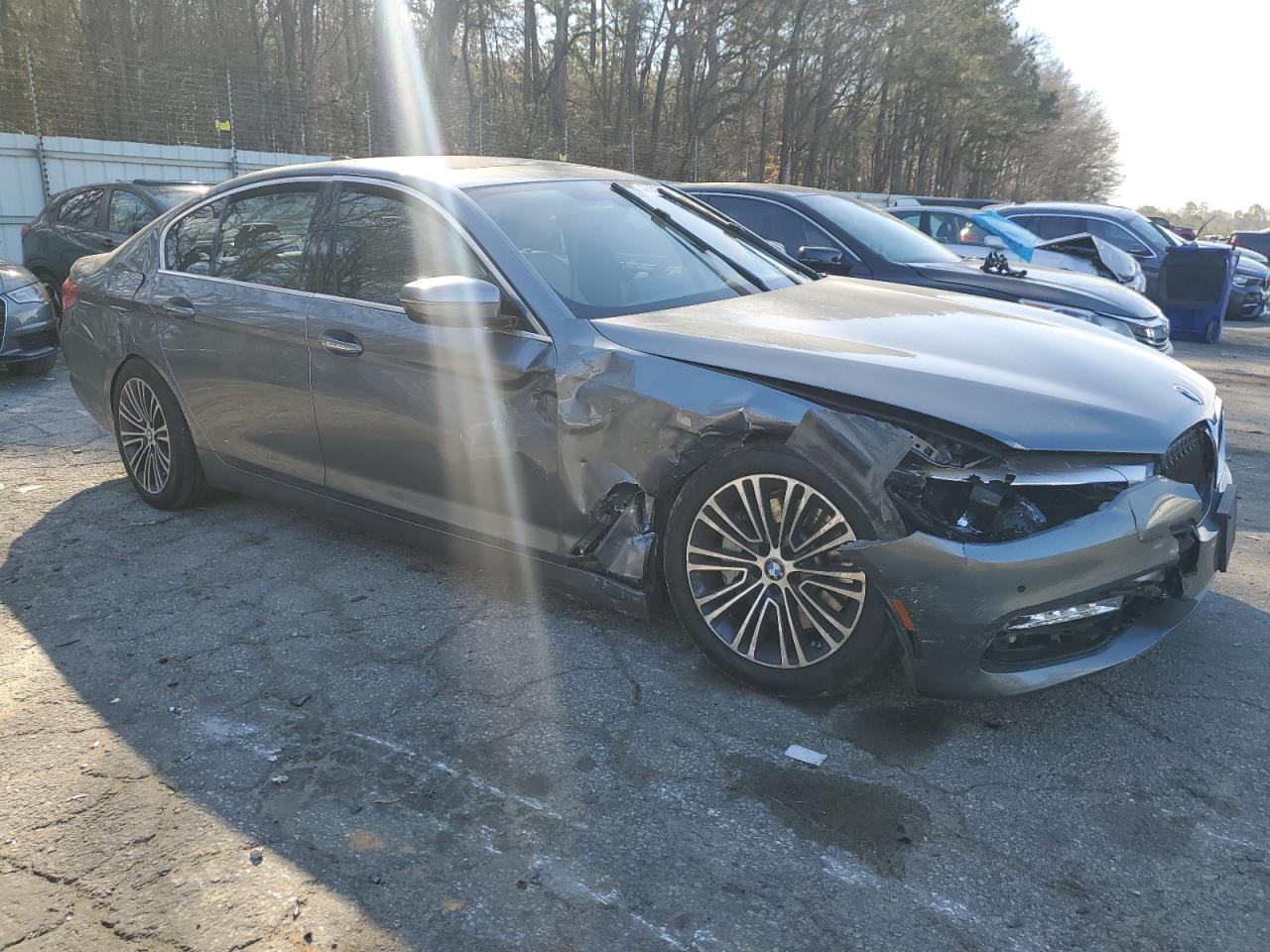 2018 BMW 530 I - Image 4