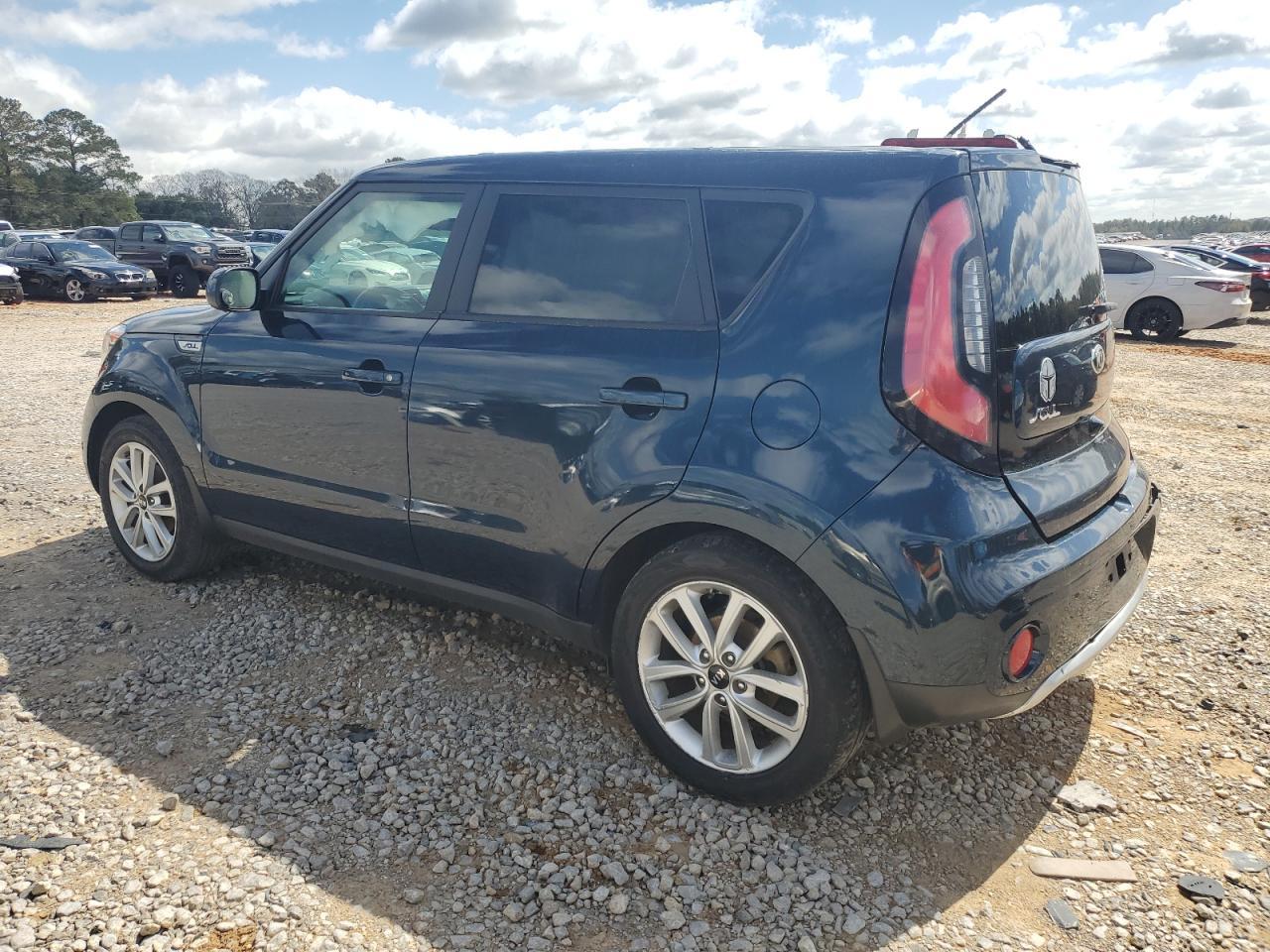 2017 KIA SOUL + - Image 2