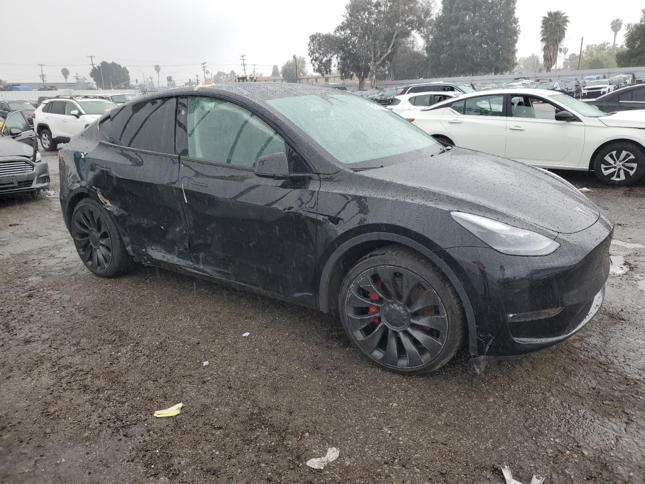 2023 TESLA MODEL Y - Image 4