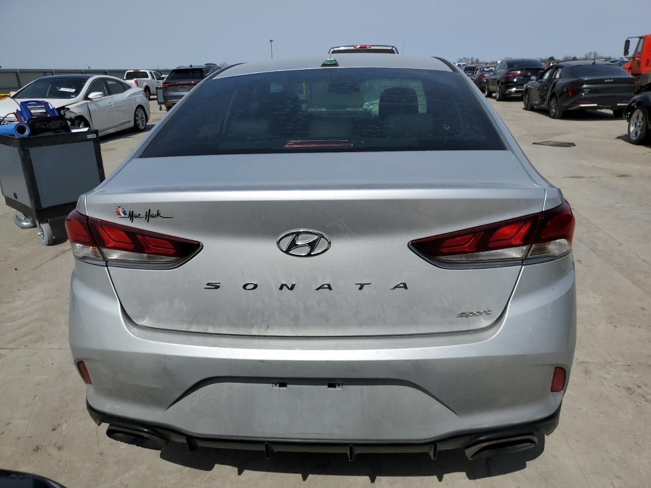 2018 HYUNDAI SONATA SPO - Image 6