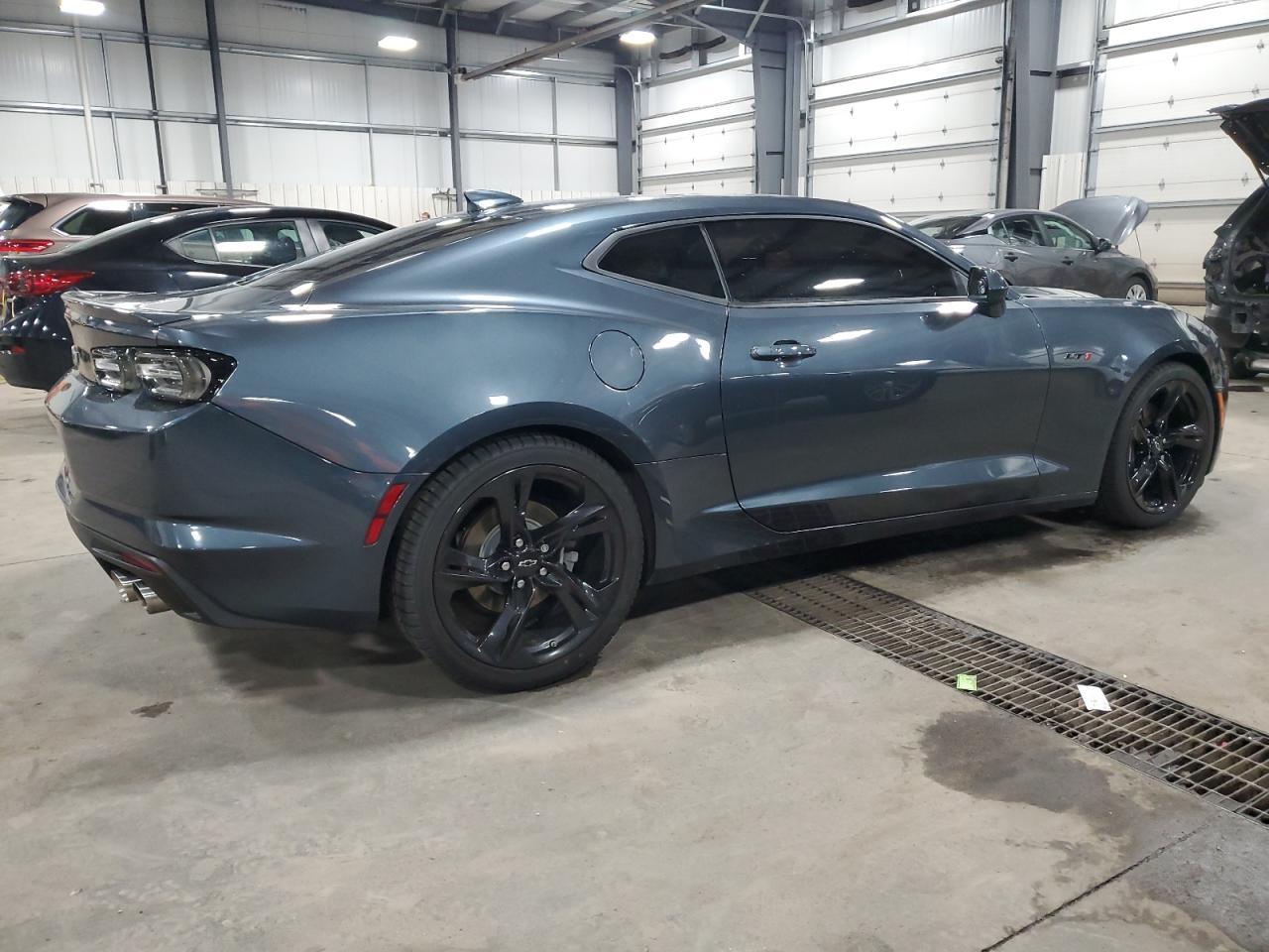 2022 CHEVROLET CAMARO LT1 - Фото 3