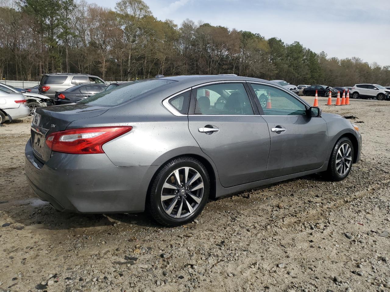 2017 NISSAN ALTIMA 2.5 - Фото 3