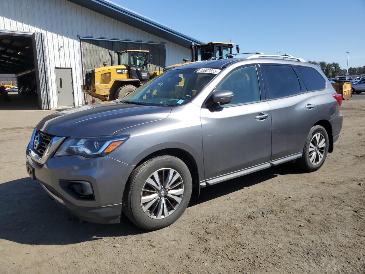 2017 NISSAN PATHFINDER