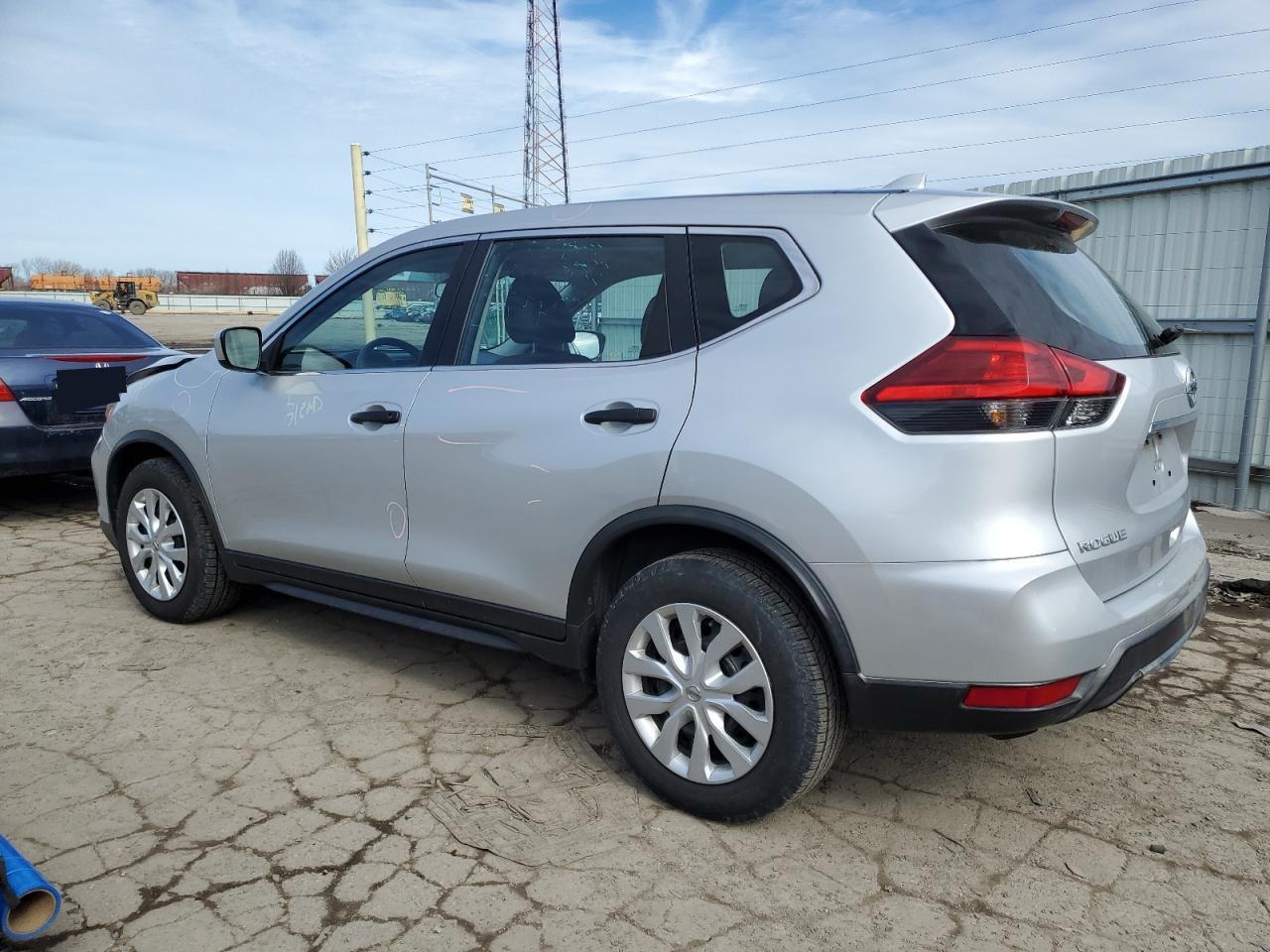 2017 NISSAN ROGUE S - Image 2