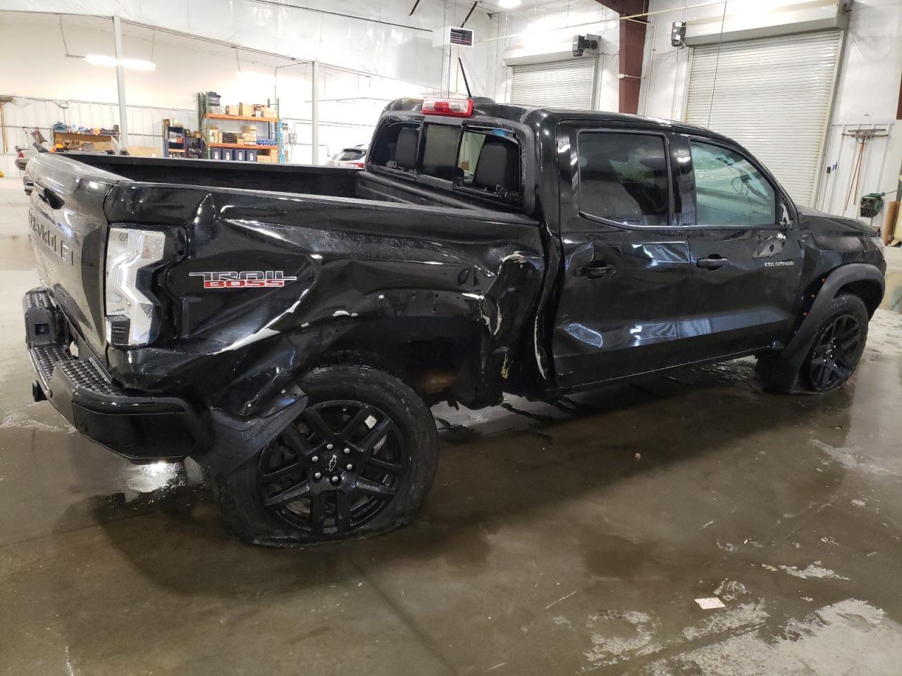 2023 CHEVROLET COLORADO T - Фото 3