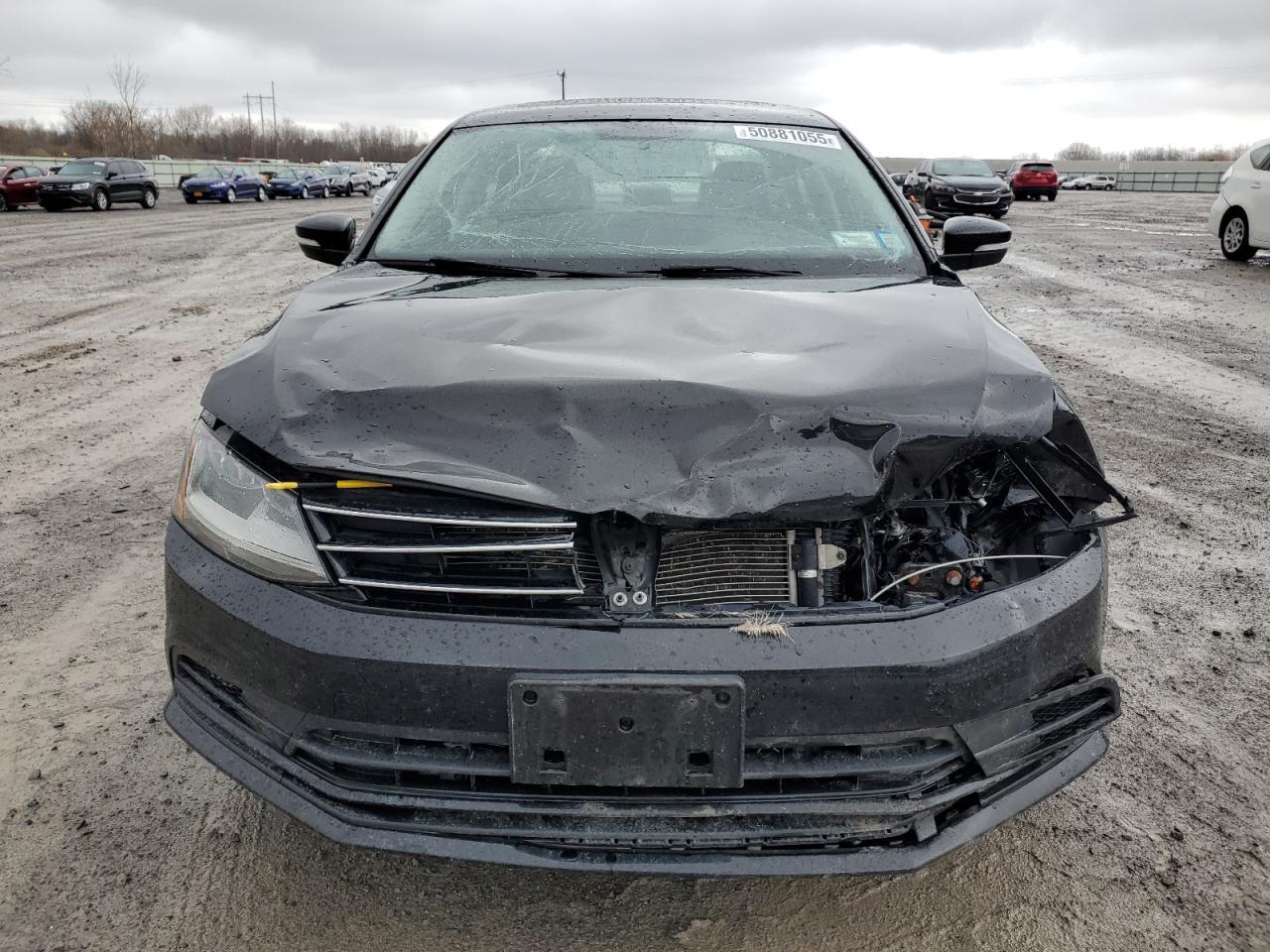 2017 VOLKSWAGEN JETTA SE - Image 5