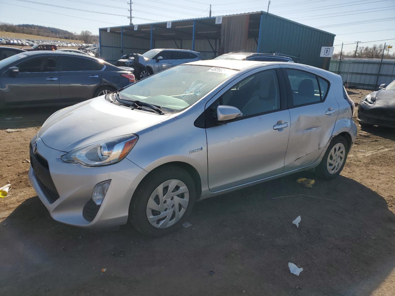 2016 TOYOTA PRIUS C