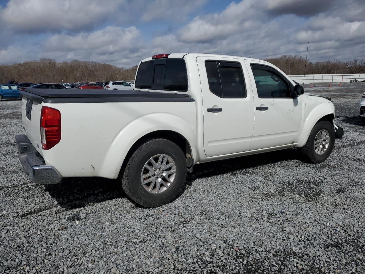 2019 NISSAN FRONTIER S - Фото 3