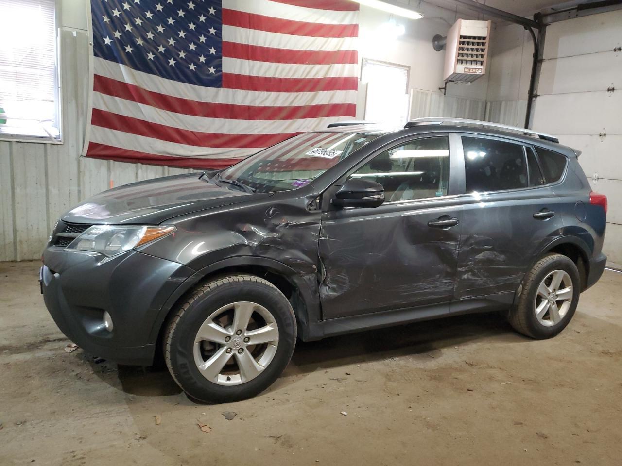 2013 TOYOTA RAV4 XLE