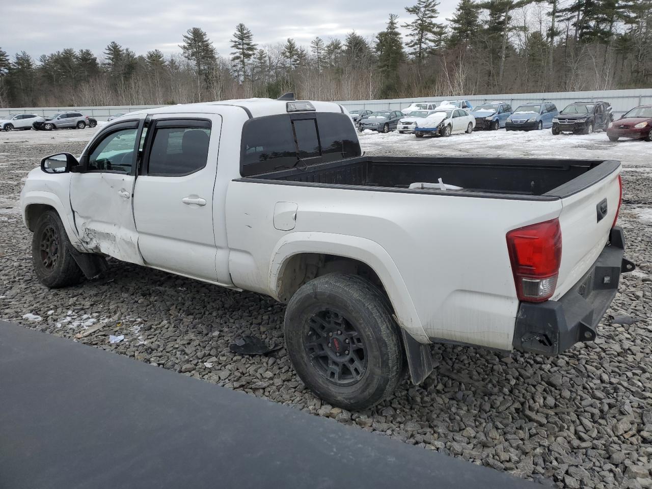 2017 TOYOTA TACOMA DOU - Фото 2