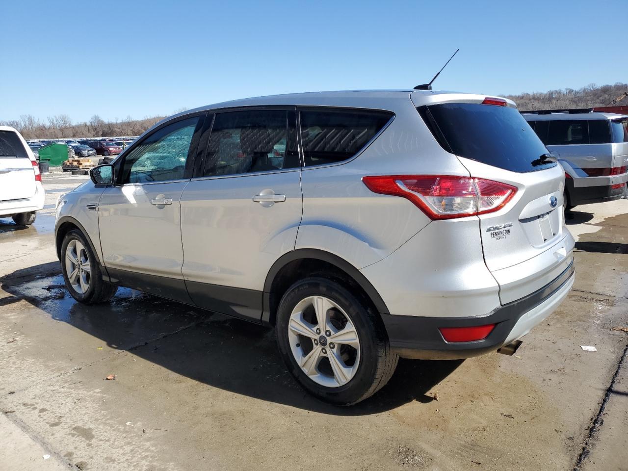 2015 FORD ESCAPE SE - Image 2