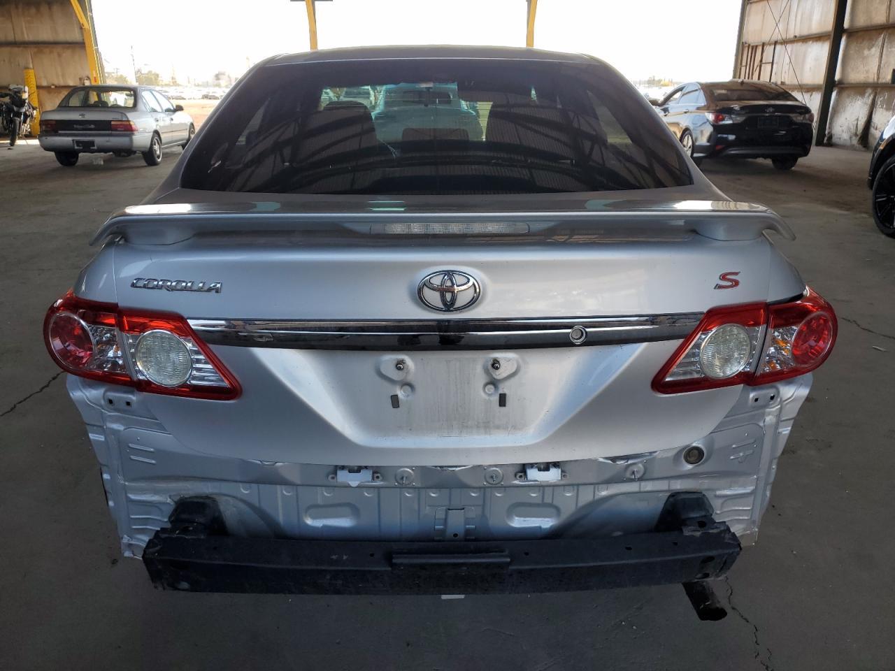 2013 TOYOTA COROLLA BA - Image 6