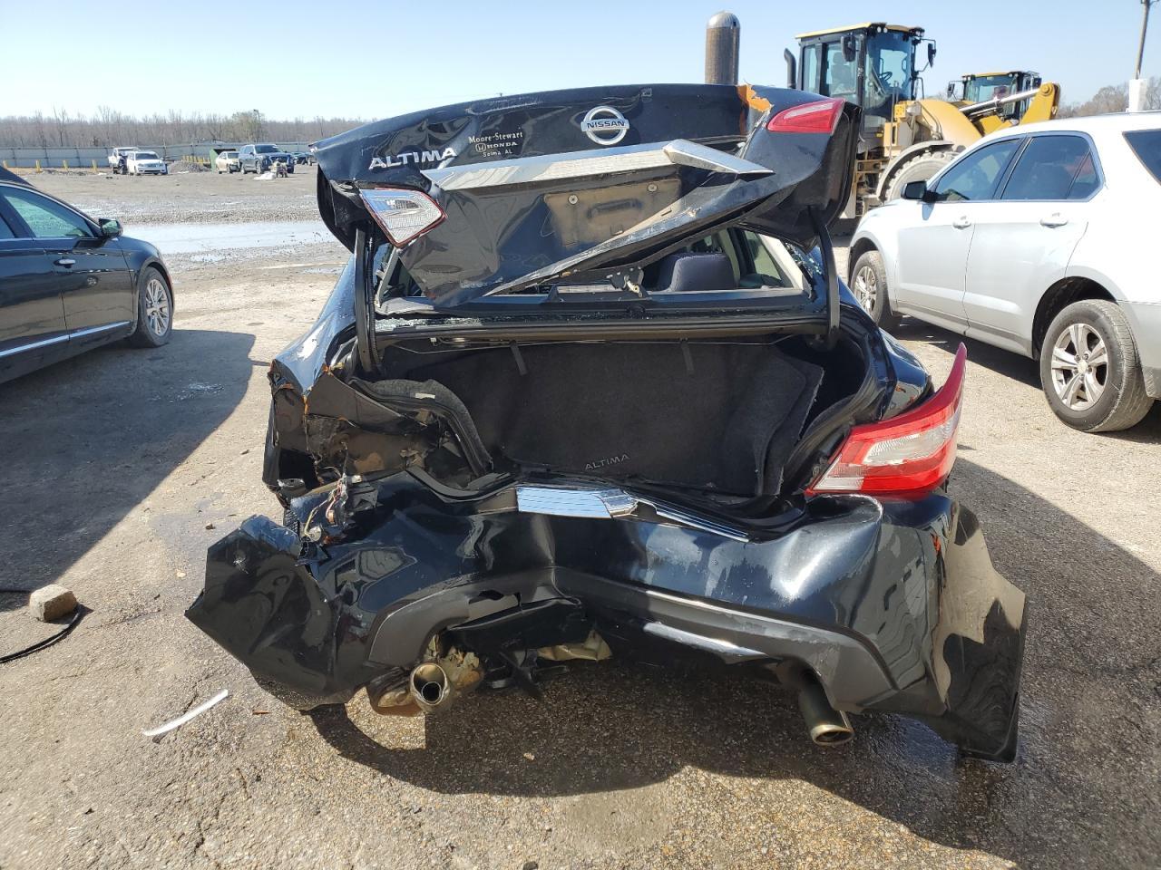 2017 NISSAN ALTIMA 2.5 - Фото 6