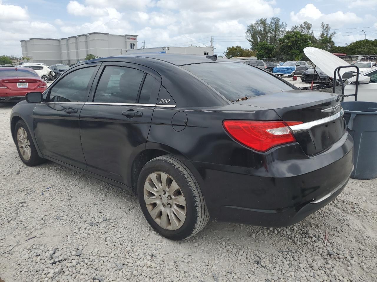 2013 CHRYSLER 200 LX - Фото 2