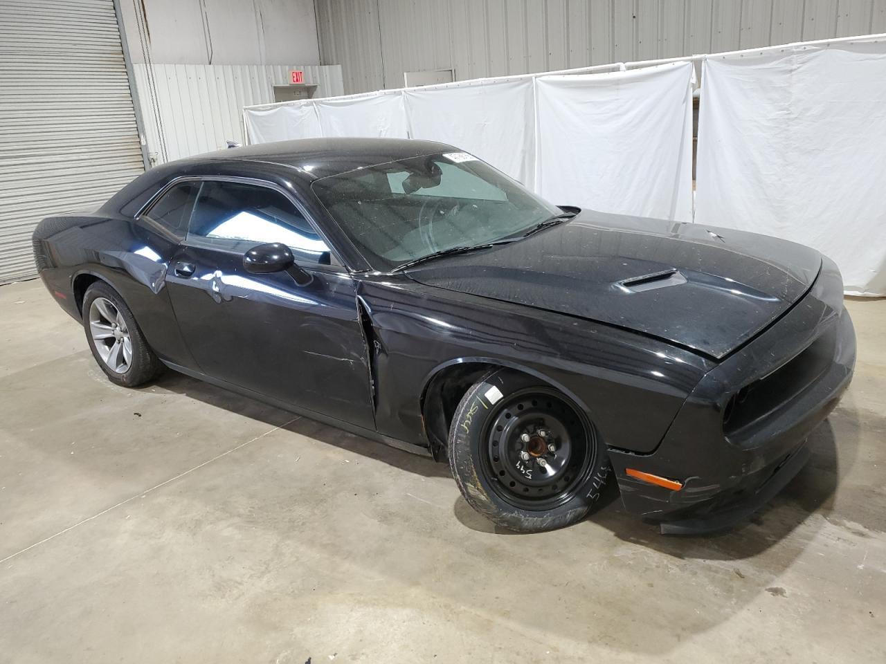 2016 DODGE CHALLENGER - Image 4