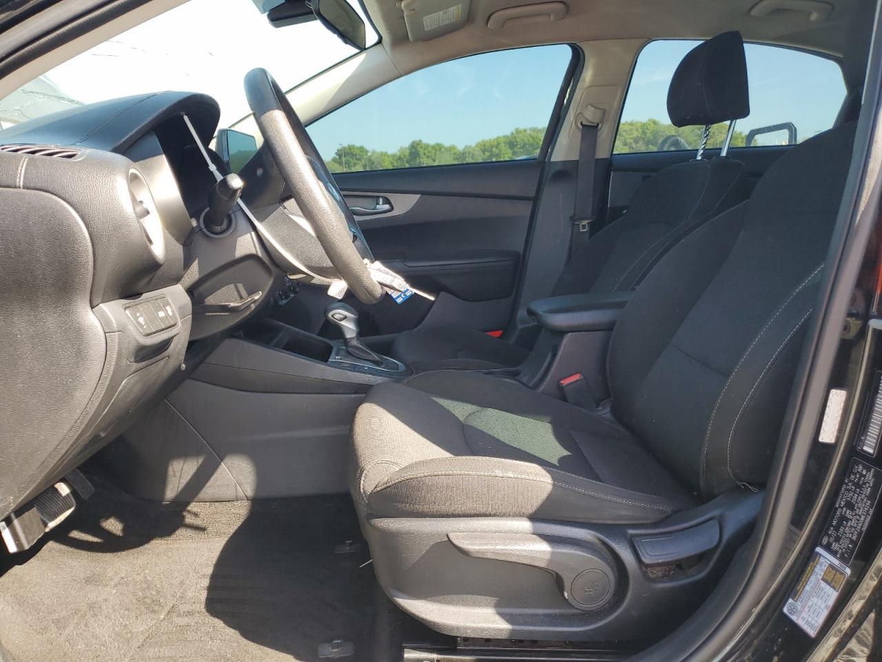 2021 KIA FORTE FE - Фото 7