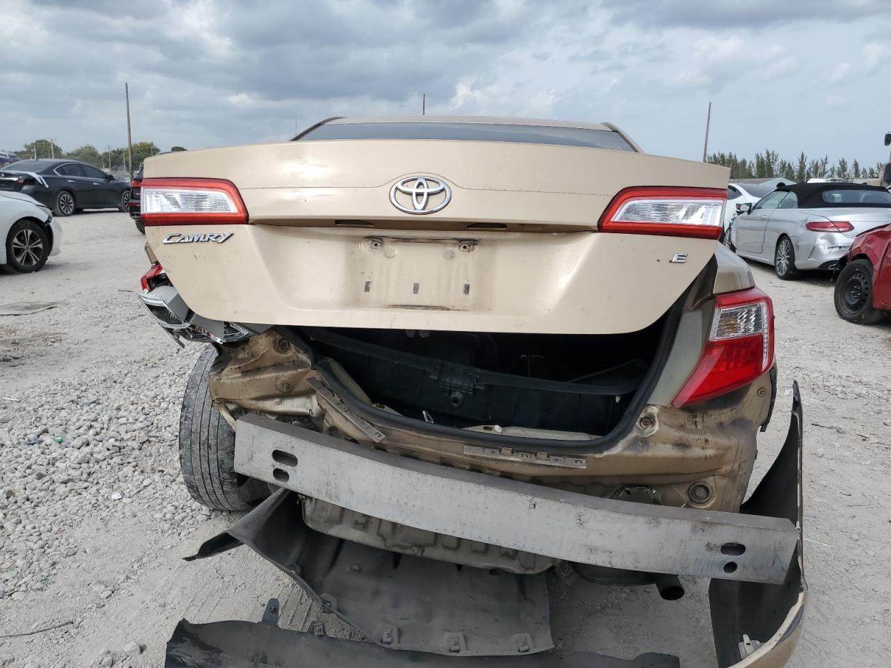 2012 TOYOTA CAMRY BASE - Фото 6