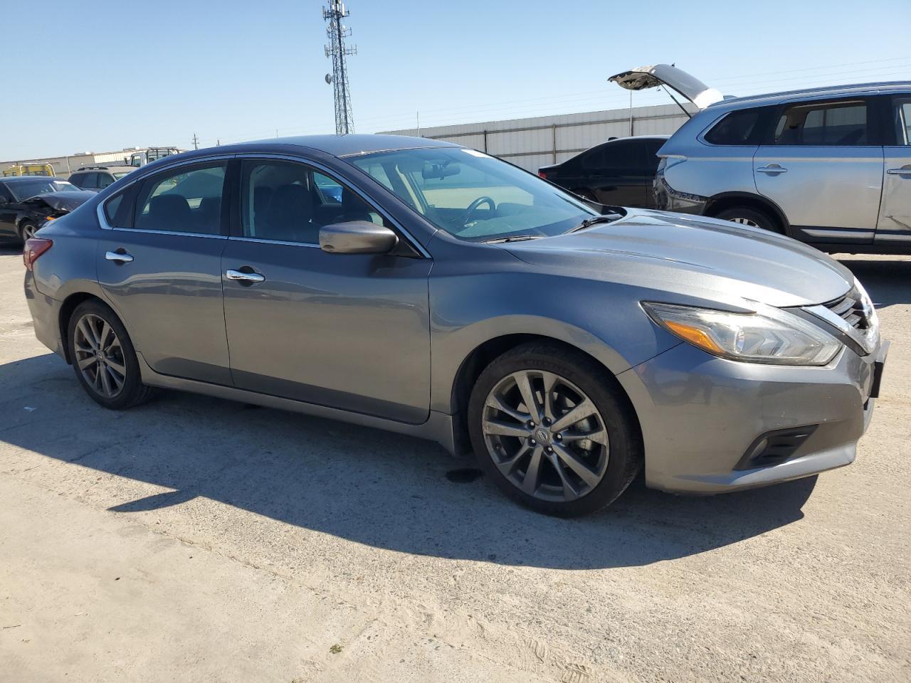 2018 NISSAN ALTIMA 2.5 - Фото 4