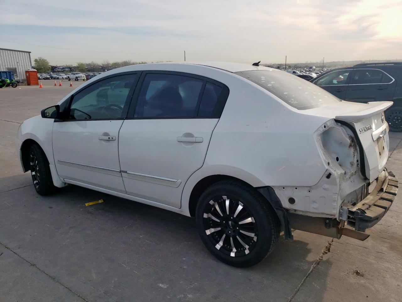 2012 NISSAN SENTRA 2.0 - Фото 2