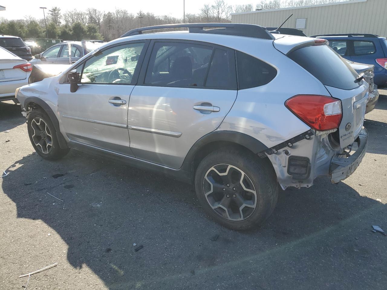 2015 SUBARU XV CROSSTR - Image 2
