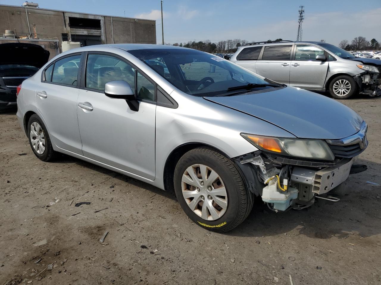 2012 HONDA CIVIC LX - Фото 4