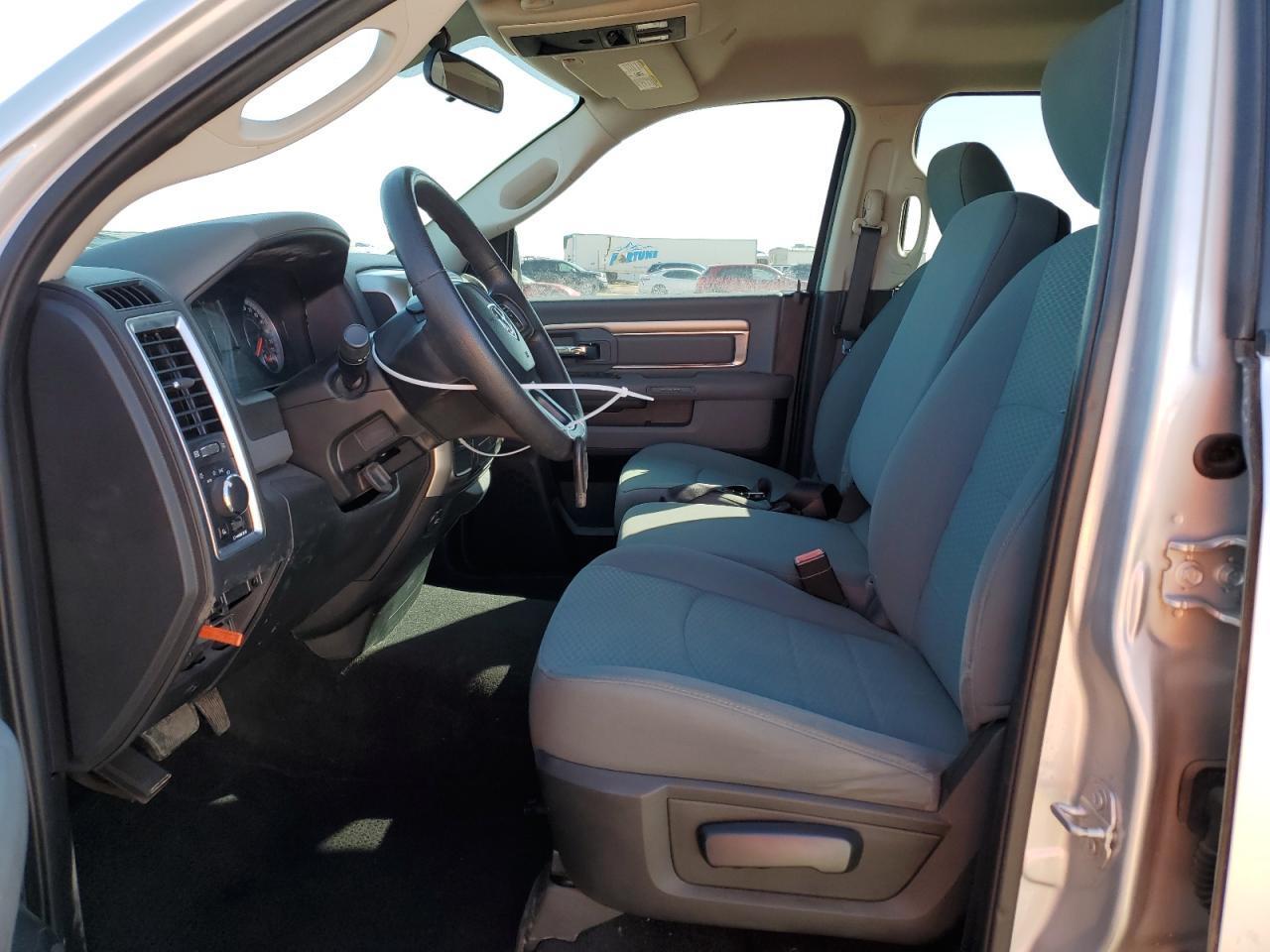 2017 RAM 1500 SLT - Image 7