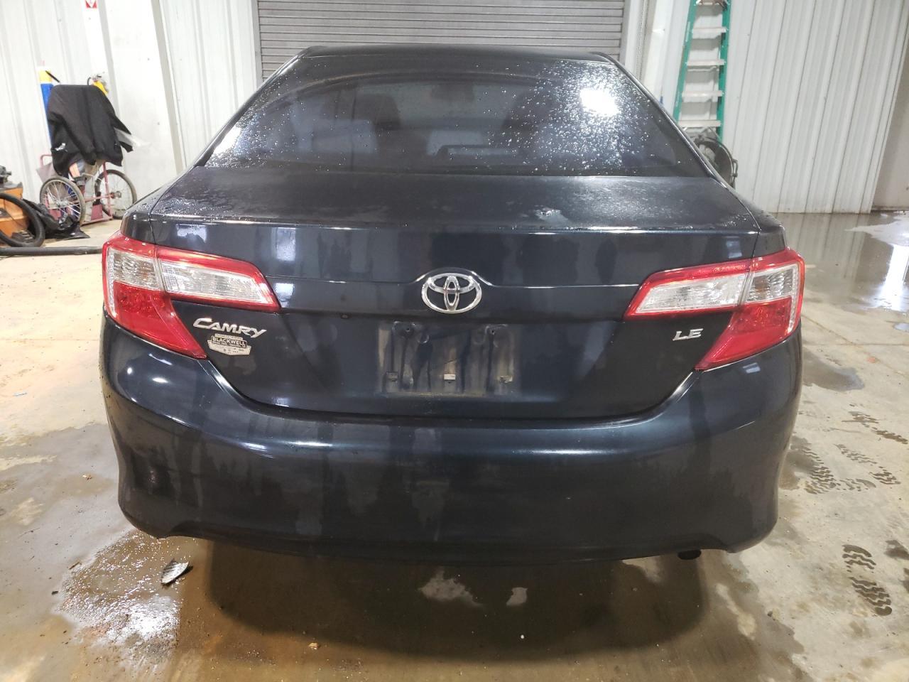 2014 TOYOTA CAMRY L - Image 6