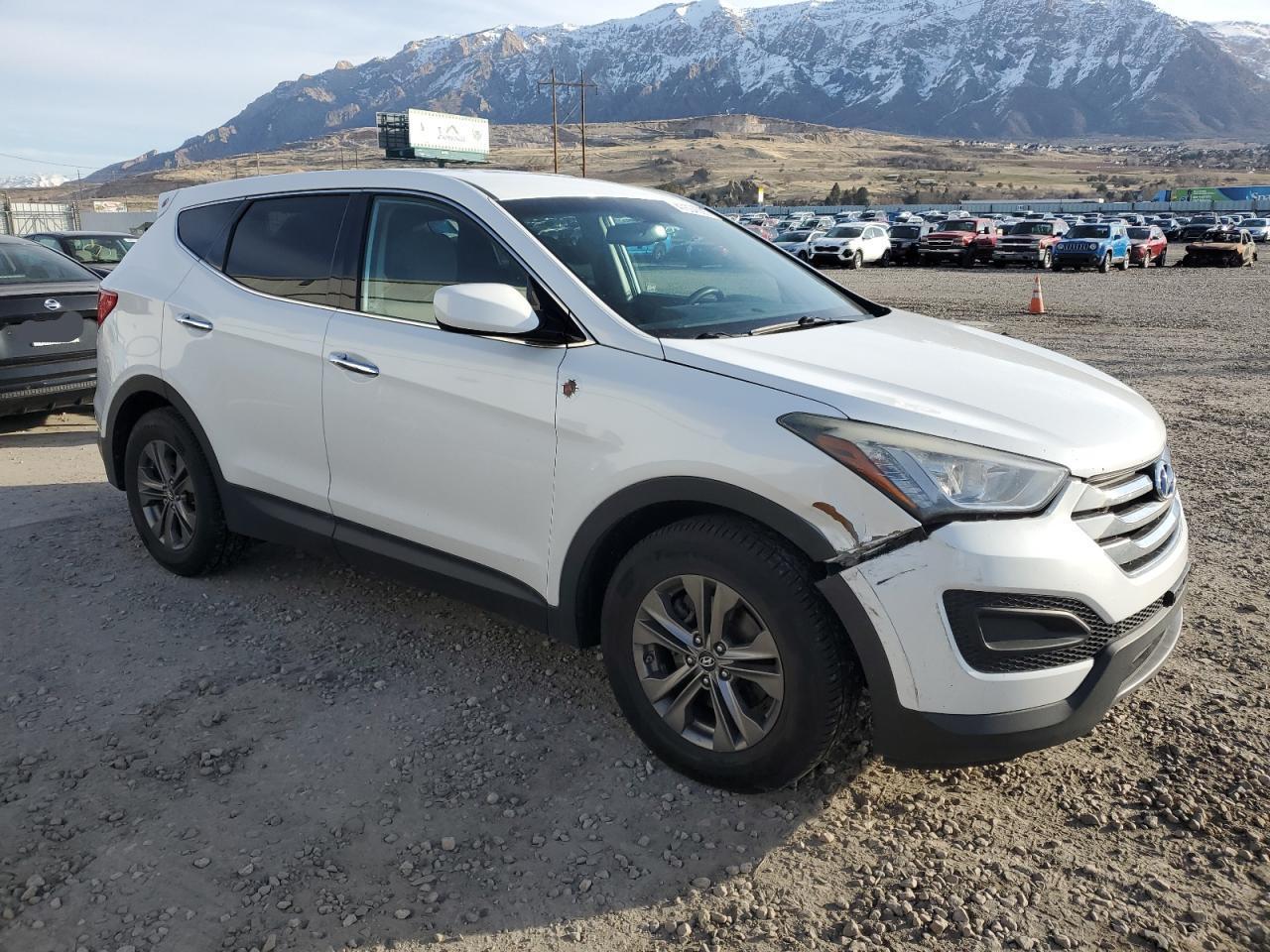 2013 HYUNDAI SANTA FE S - Image 4