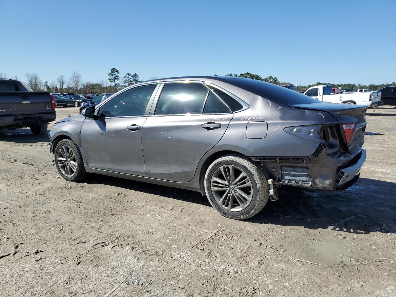 2017 TOYOTA CAMRY LE - Image 2