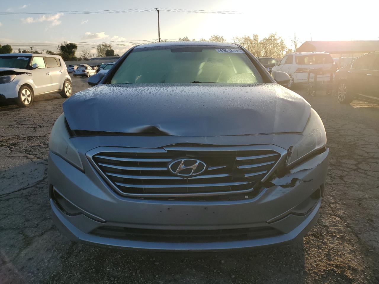 2017 HYUNDAI SONATA SE - Фото 5