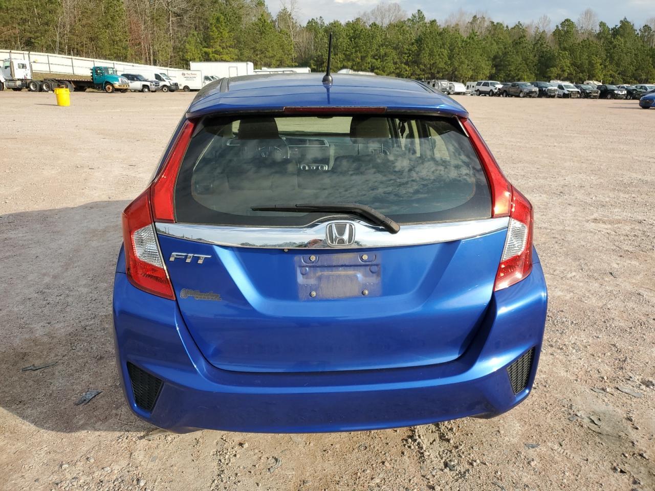 2016 HONDA FIT EX - Image 6