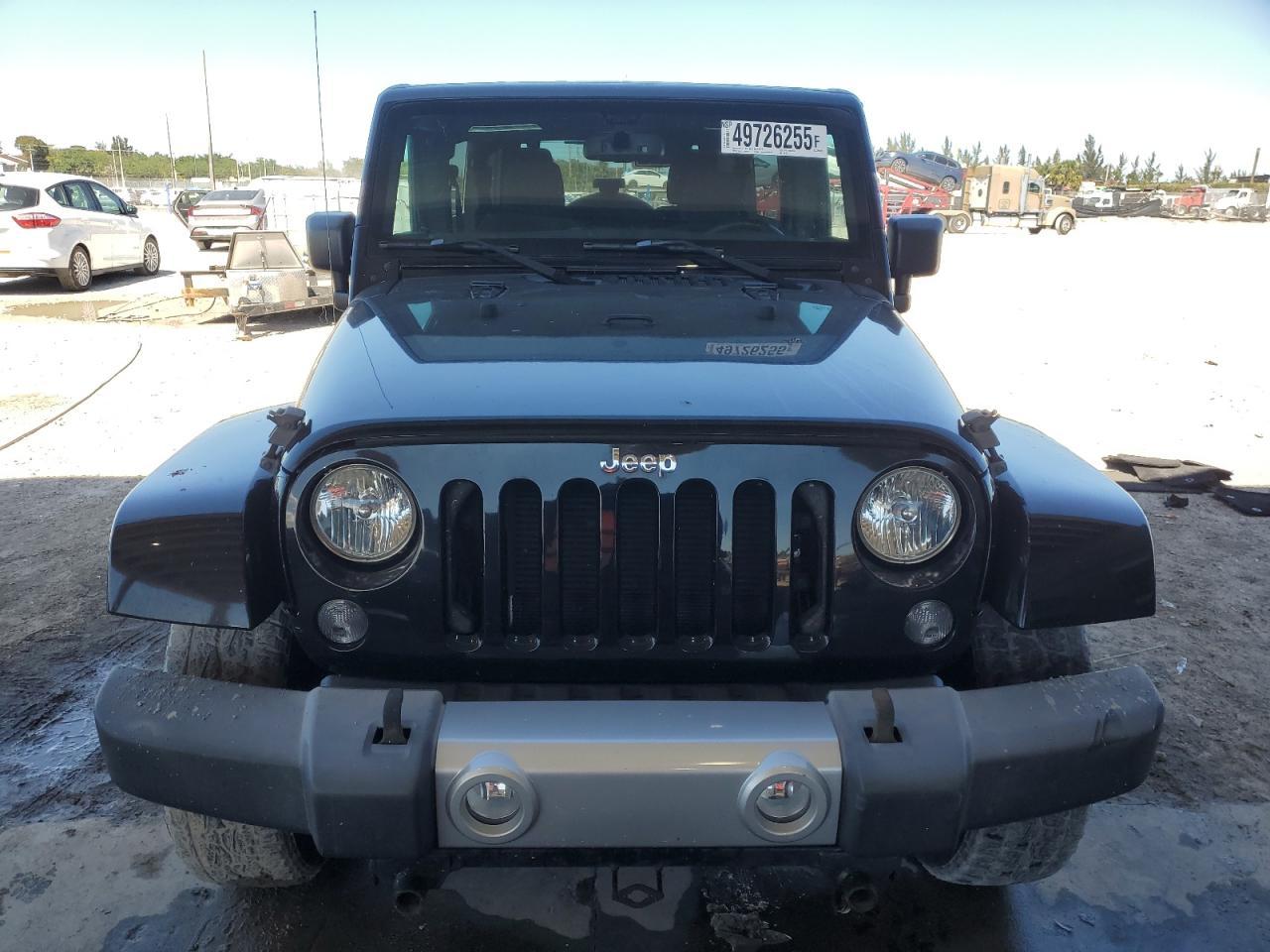 2015 JEEP WRANGLER U - Image 5