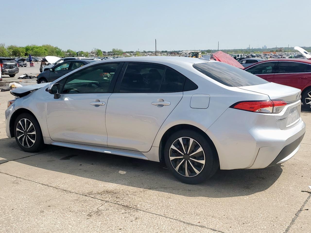 2020 TOYOTA COROLLA LE - Фото 2