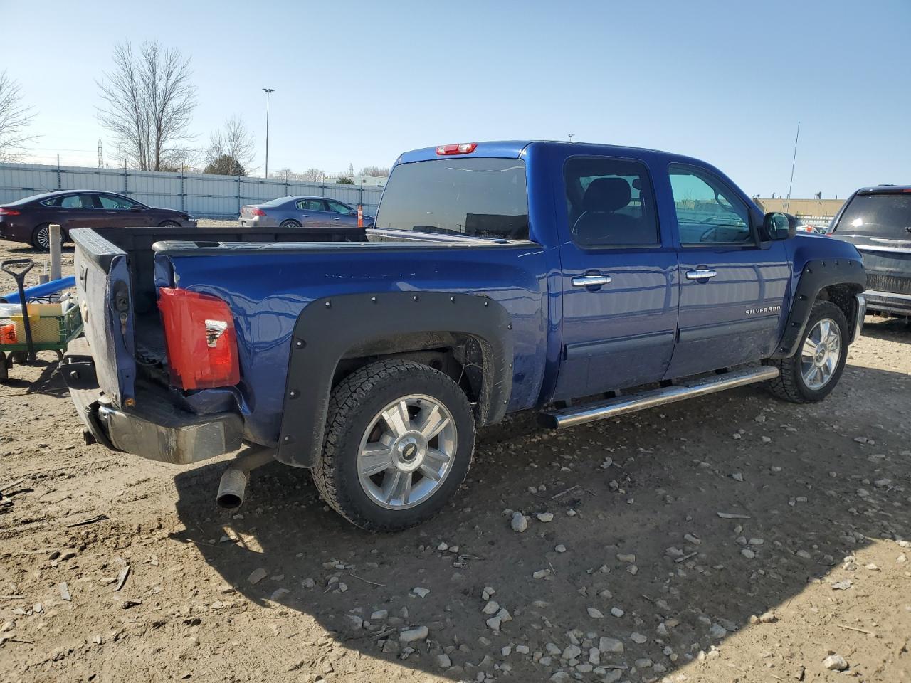 2013 CHEVROLET SILVERADO - Image 3