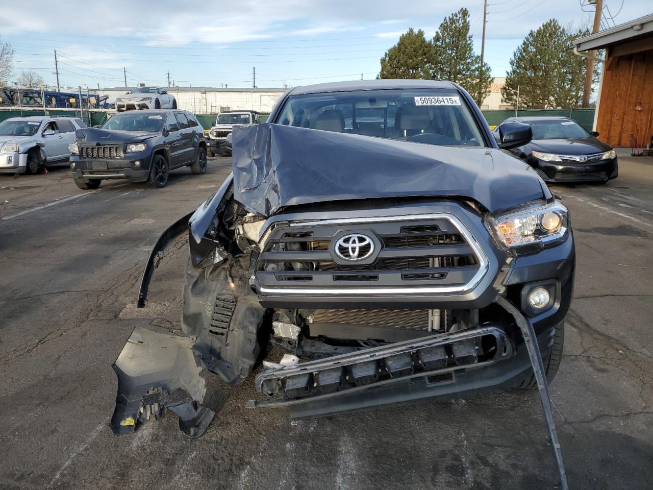 2017 TOYOTA TACOMA DOU - Фото 5