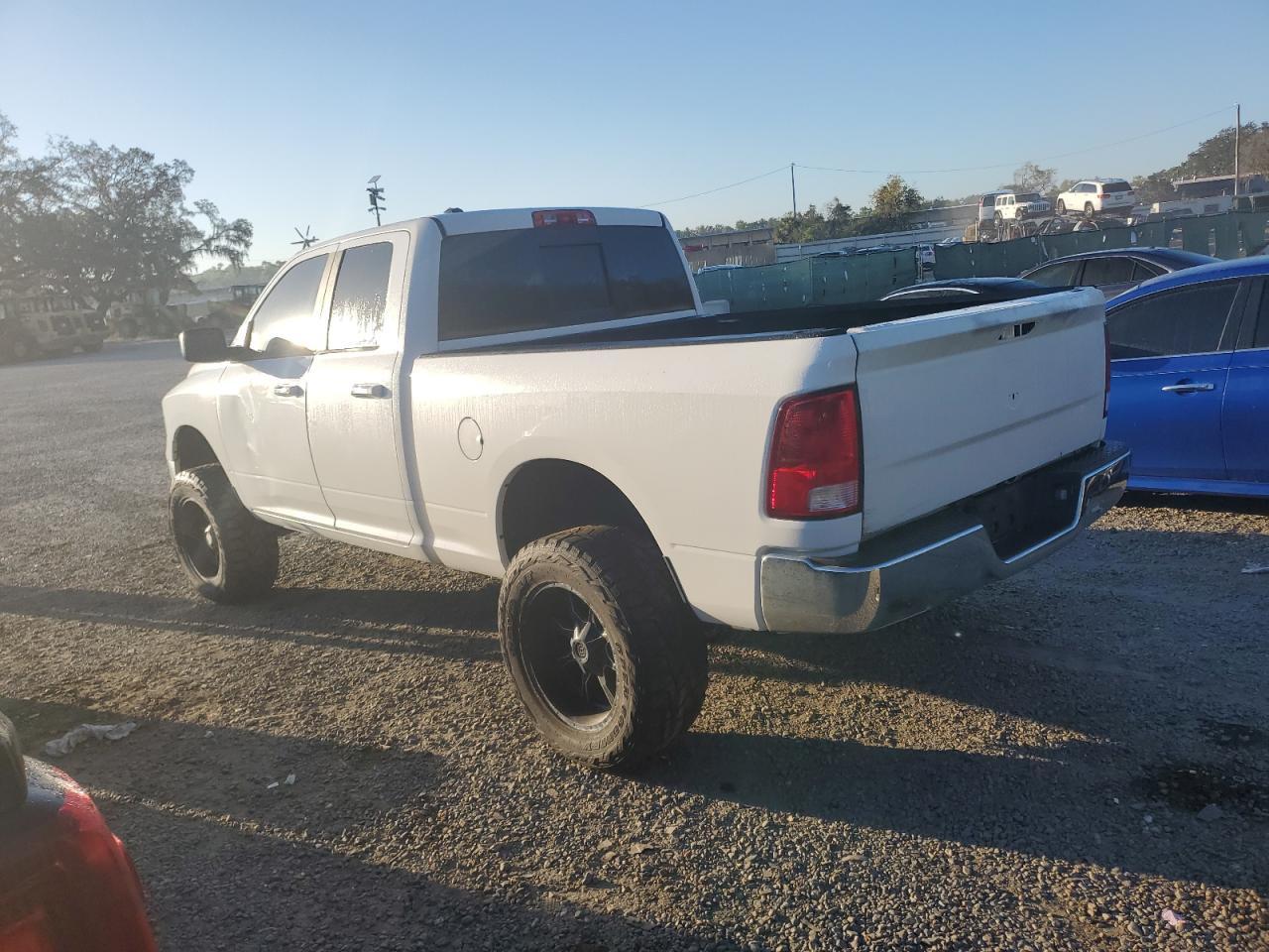 2015 RAM 1500 SLT - Image 2