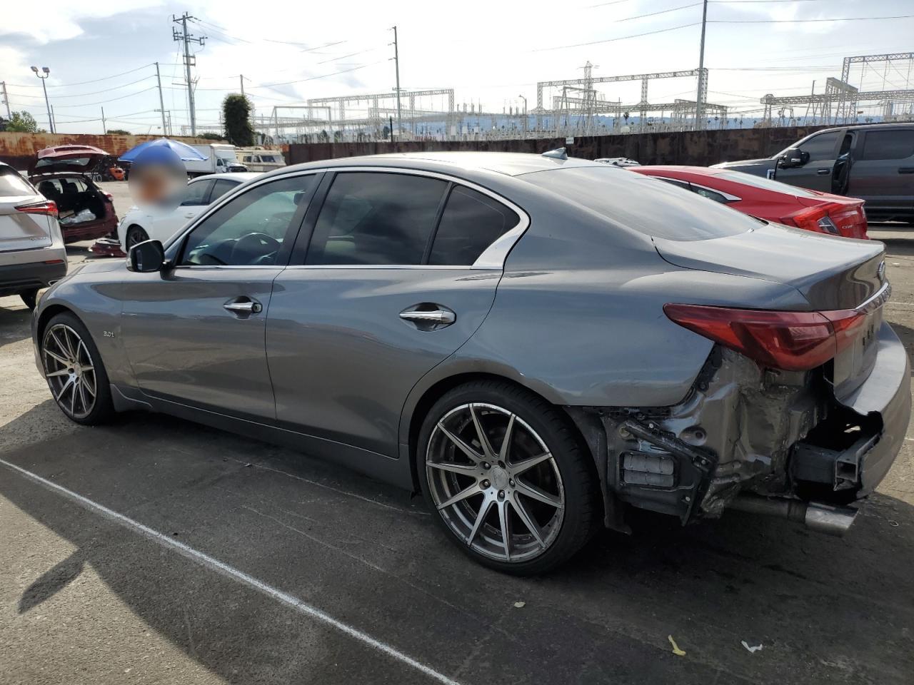 2018 INFINITI Q50 LUXE - Фото 2